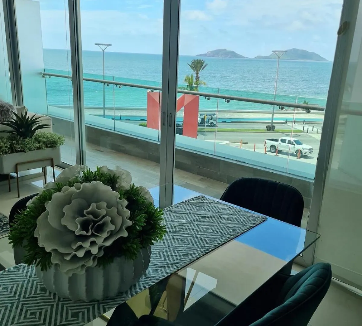Hermoso Condominio Con Una Vista Increible Al Mar, Torre Eme Mazatlán 0*,